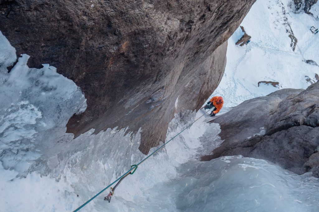 cogne-arrampicata-su-ghiaccio-patrì