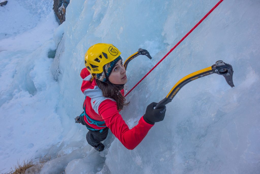 ice-climbing-mountain-guide